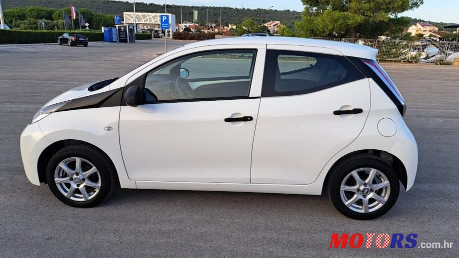 2018' Toyota Aygo 1,0 photo #6