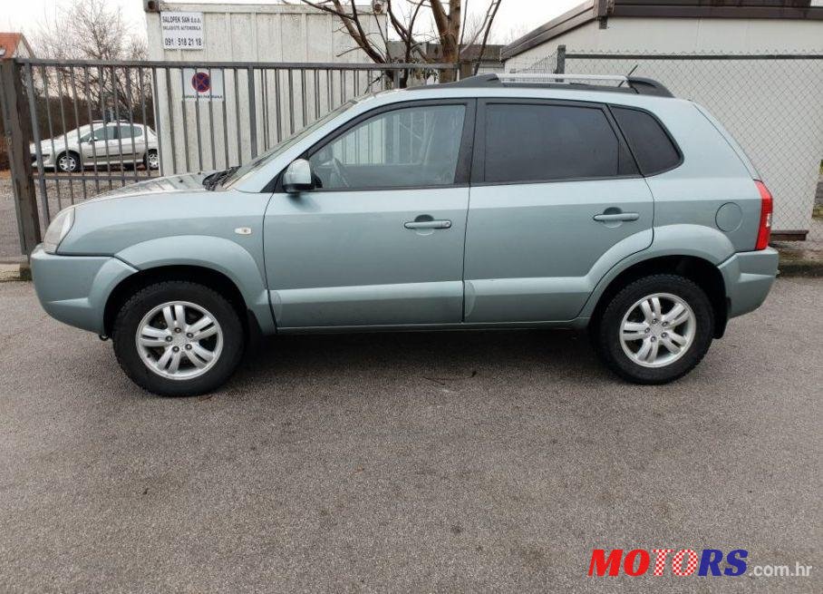 2007' Hyundai Tucson 2.0 I  Plin photo #1