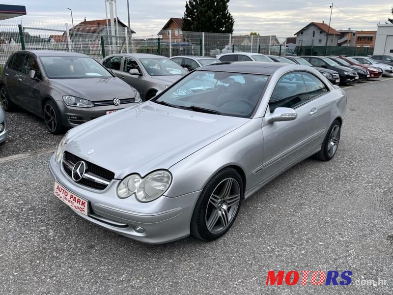 2003' Mercedes-Benz Clk Coupe 270 Cdi photo #1