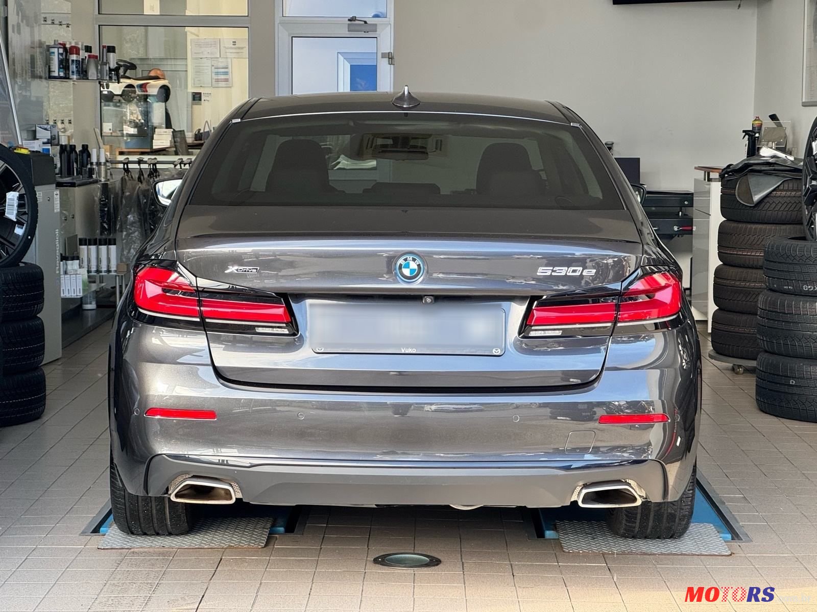 2022' BMW Serija 5 530E photo #5