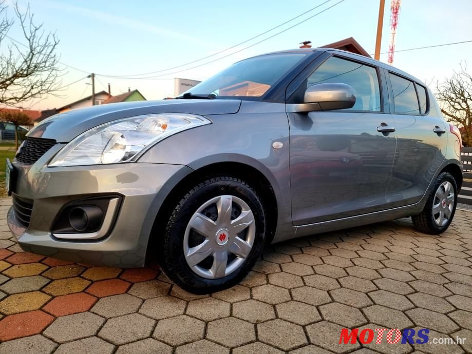 2015' Suzuki Swift 1,2 Se photo #2