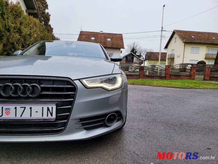 2011' Audi A6 S-Tronic photo #5