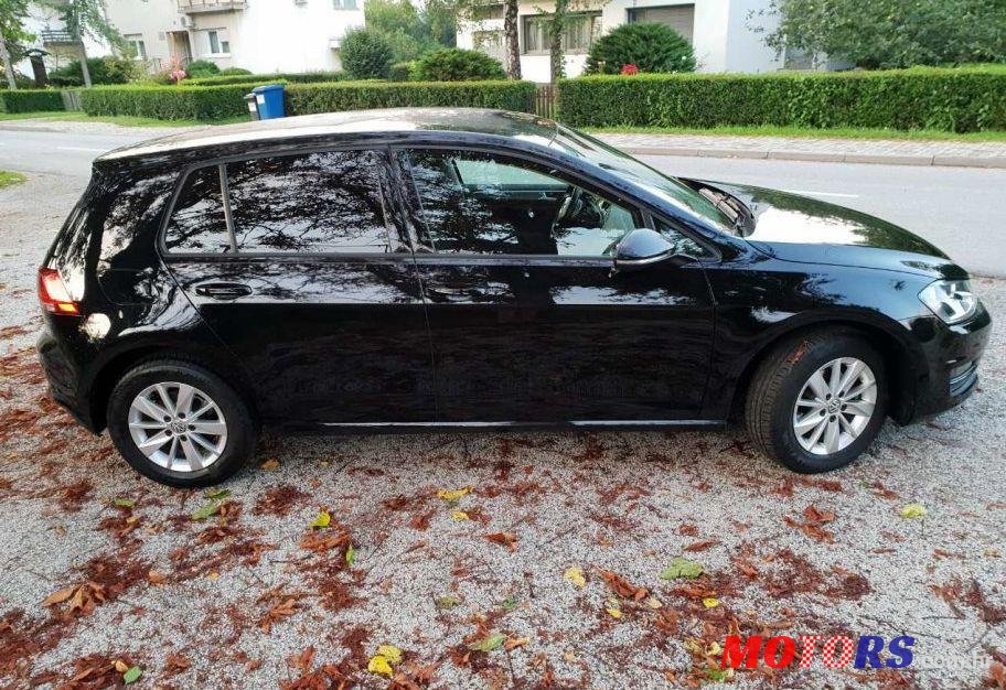 2015' Volkswagen Golf VII 1,6 Tdi Bmt photo #1
