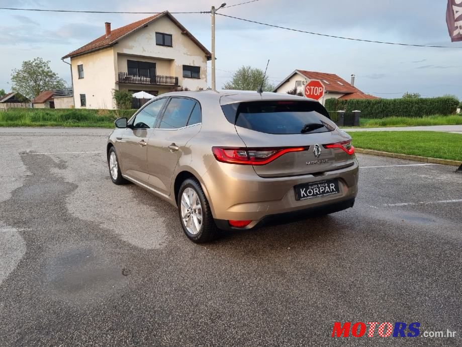 2016' Renault Megane photo #5