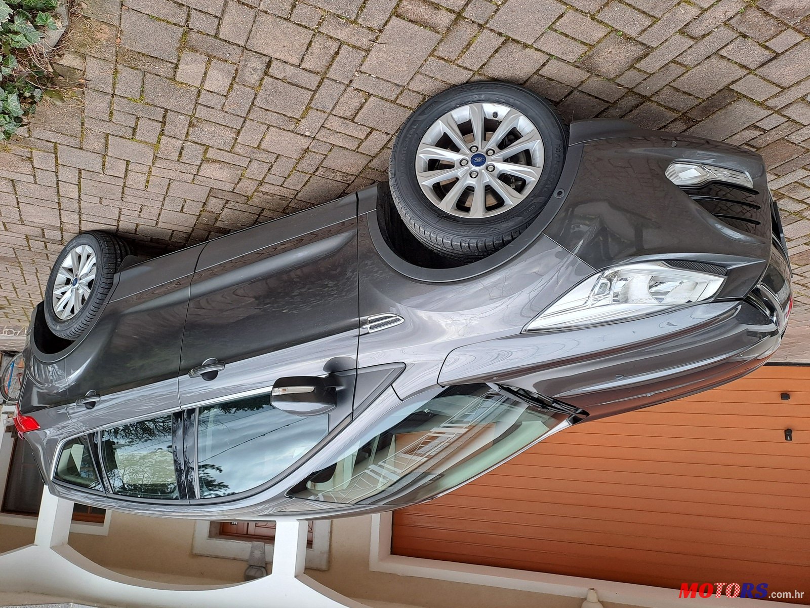 2015' Ford Kuga photo #2