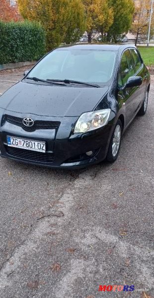 2007' Toyota Auris photo #4