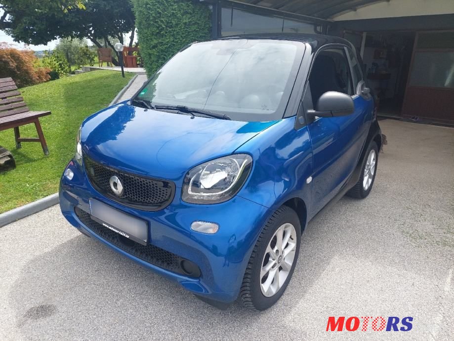 2019' Smart Fortwo Eq photo #2
