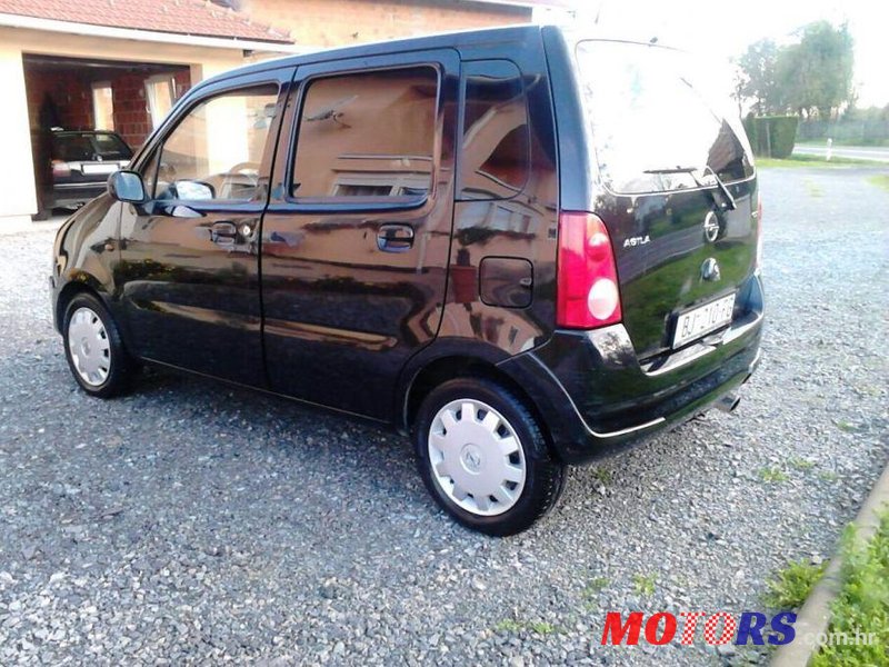 2004' Opel Agila 1,3 Cdti 16V photo #2