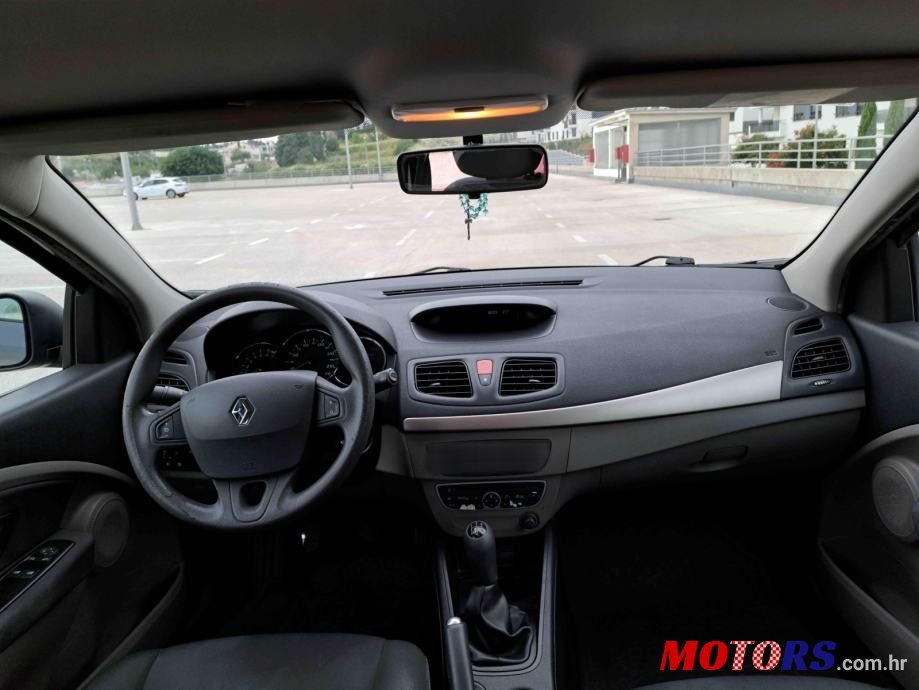 2010' Renault Megane 1,6 16V photo #2
