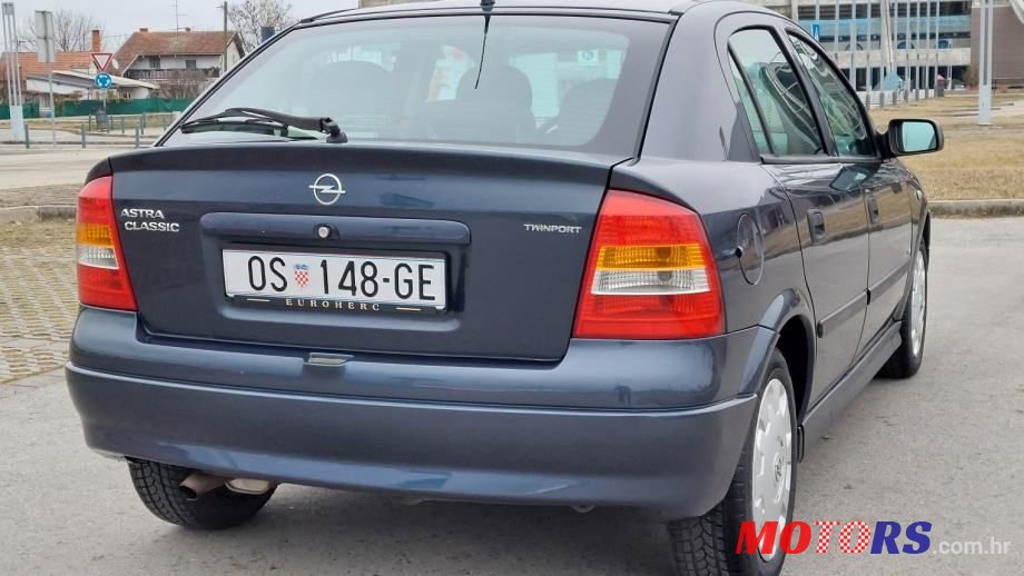 2006' Opel Astra 1,4 16V photo #3
