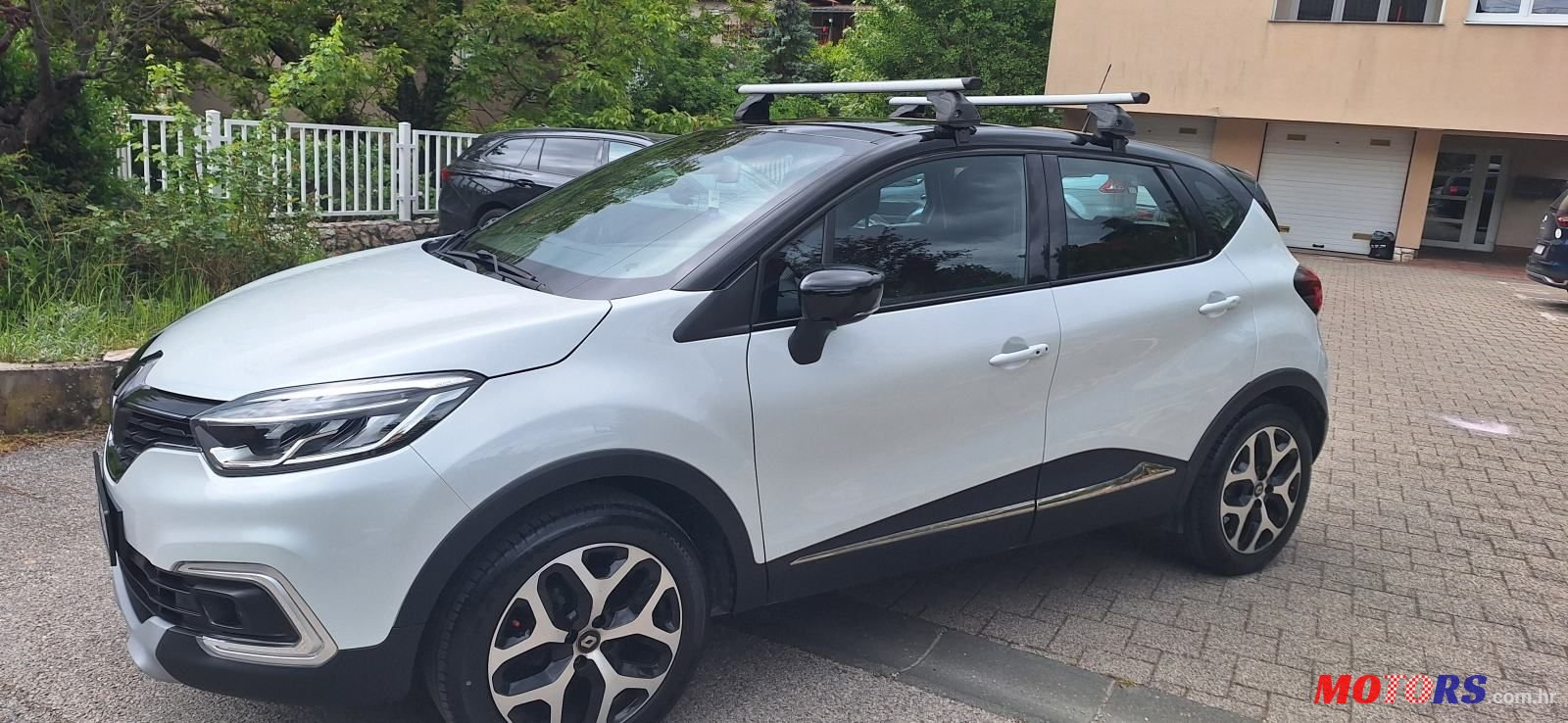 2019' Renault Captur Tce photo #1