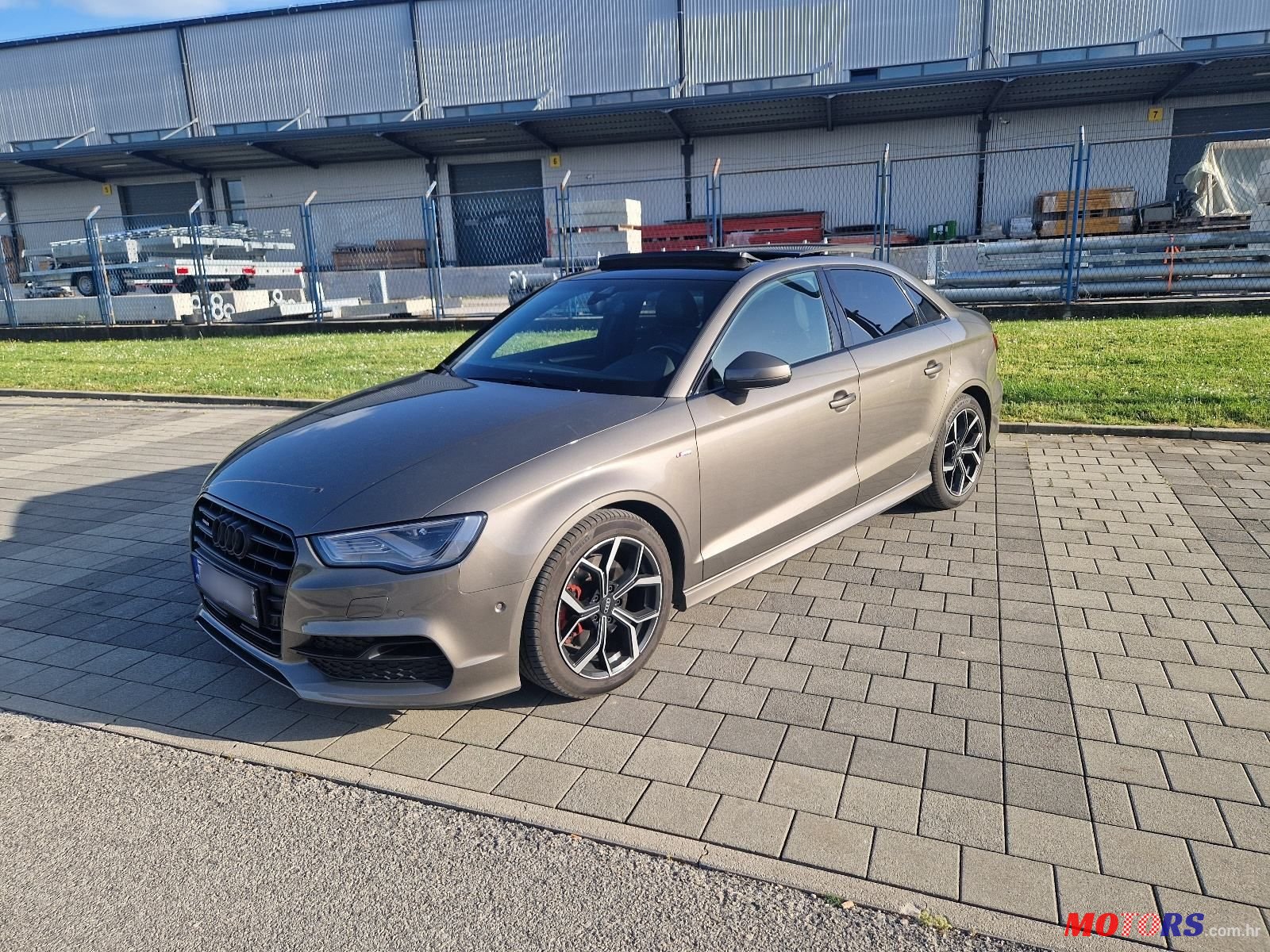 2015' Audi A3 S-Tronic photo #1