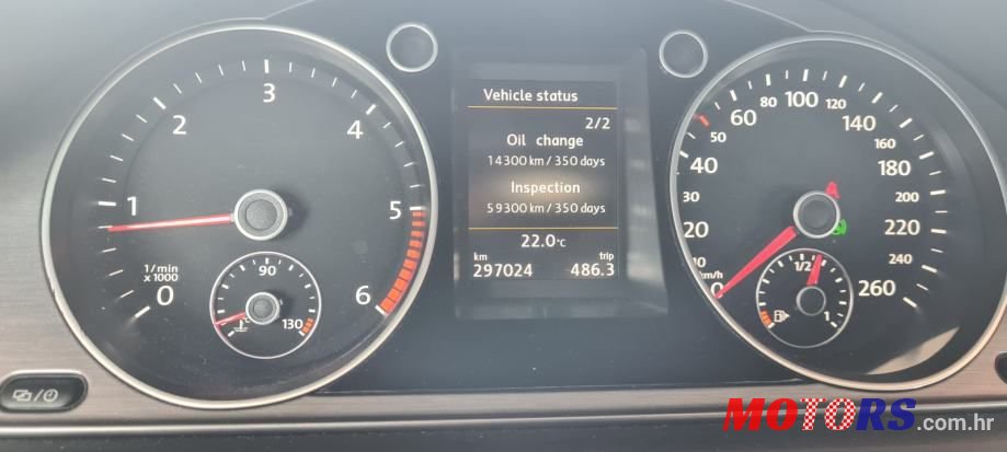 2014' Volkswagen Passat photo #5