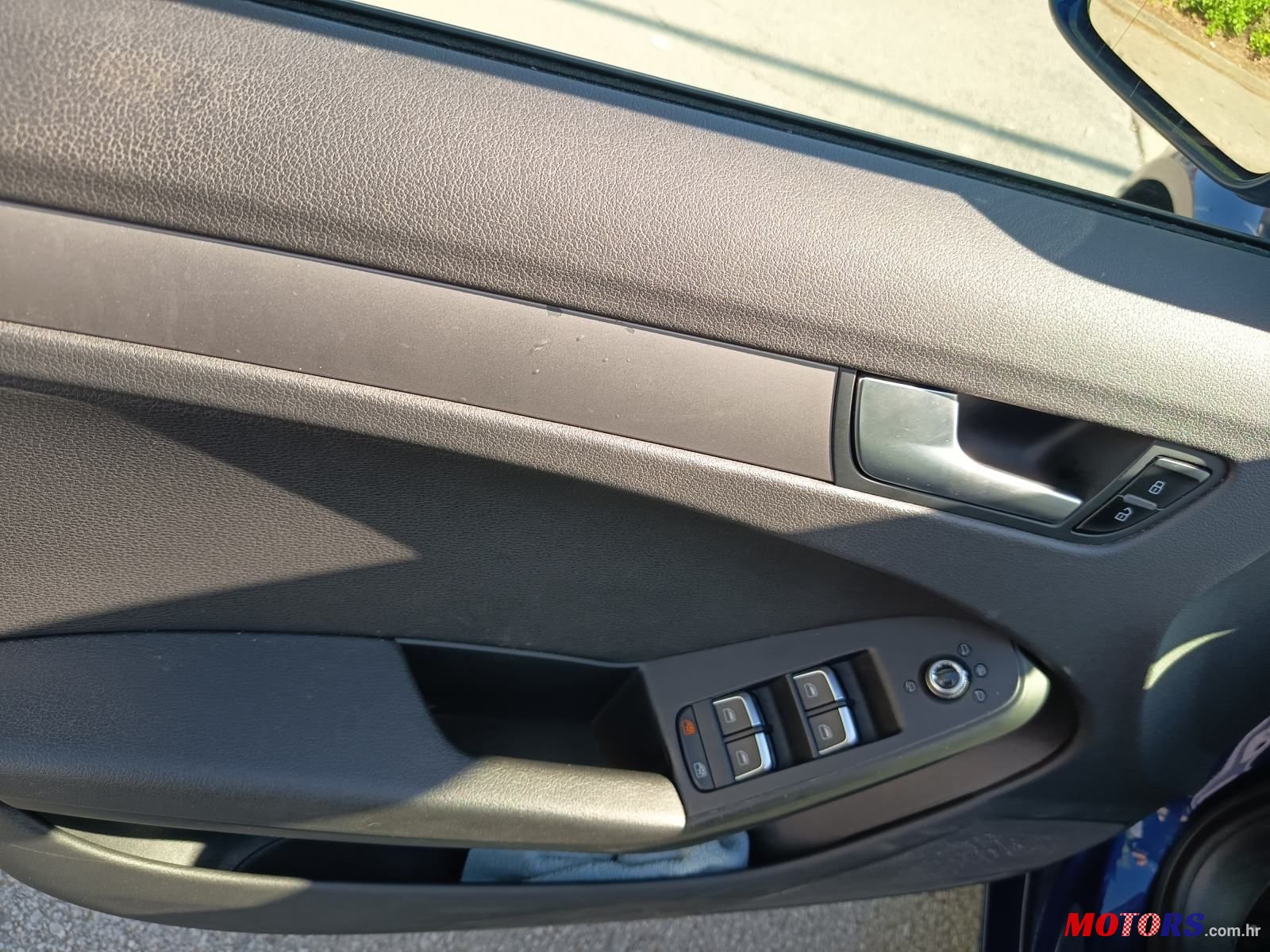 2014' Audi A4 Avant photo #5