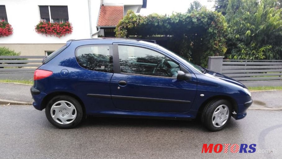 2000' Peugeot 206 206 1,4 photo #1