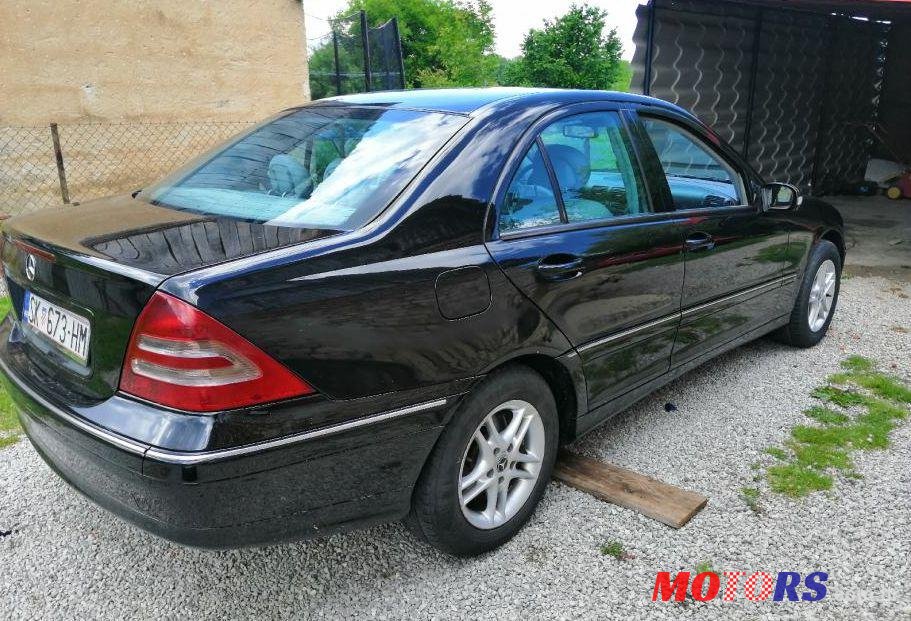 2000' Mercedes-Benz C-Klasa 220 photo #1