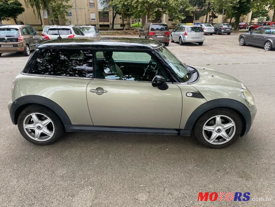 2007' MINI Cooper D photo #6