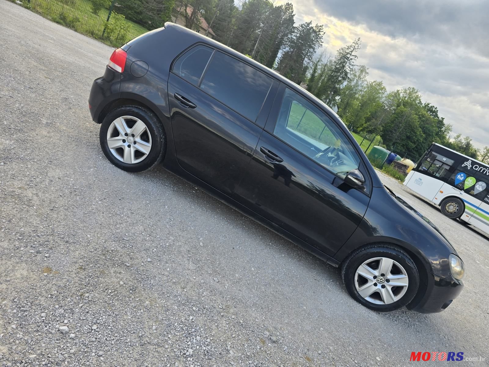 2010' Volkswagen Golf VI 1.6 photo #6