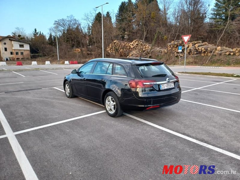 2015' Opel Insignia Karavan photo #2