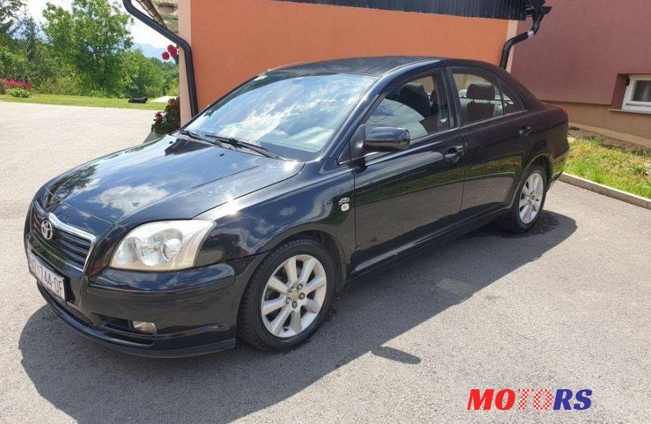 2004' Toyota Avensis 2,0 D-4D Sol photo #1