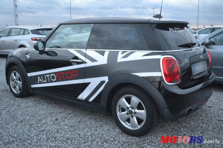 2014' MINI One Diesel F56 photo #4