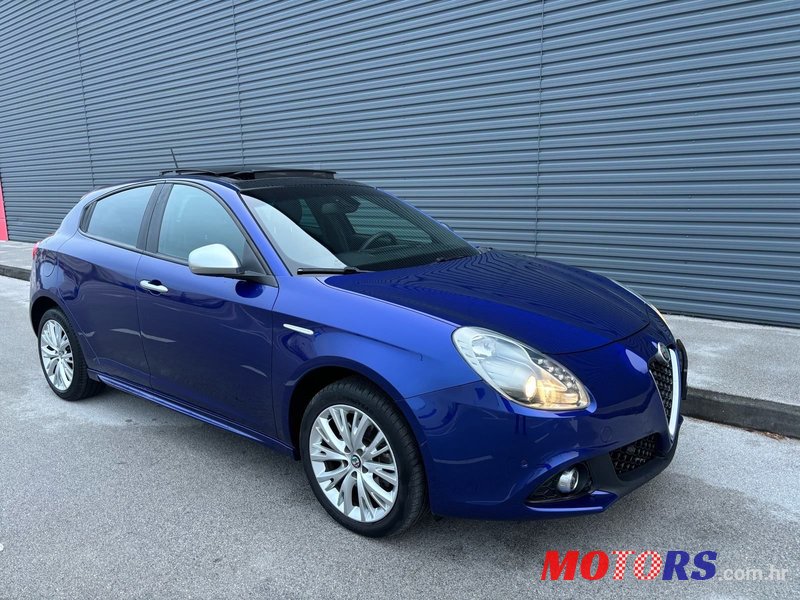 2017' Alfa Romeo Giulietta photo #6
