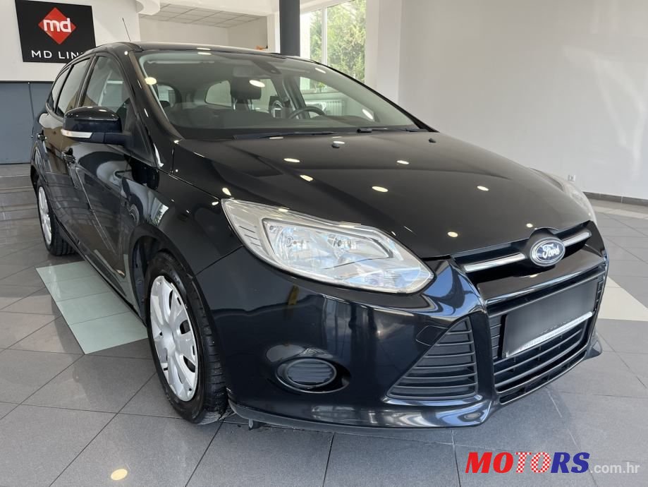 2013' Ford Focus Karavan photo #3