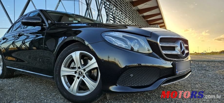 2017' Mercedes-Benz E-Klasa 220 D photo #3