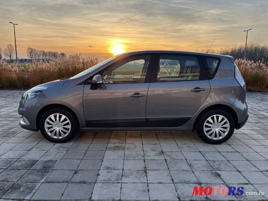 2013' Renault Scenic 1,5 Dci photo #4