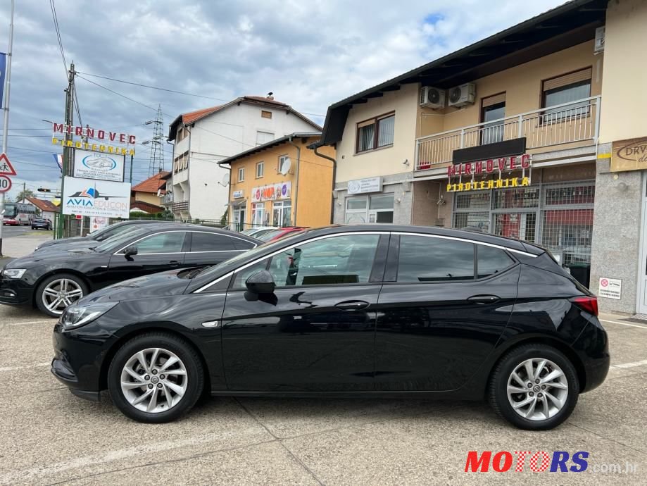 2017' Opel Astra 1.6 Cdti photo #4