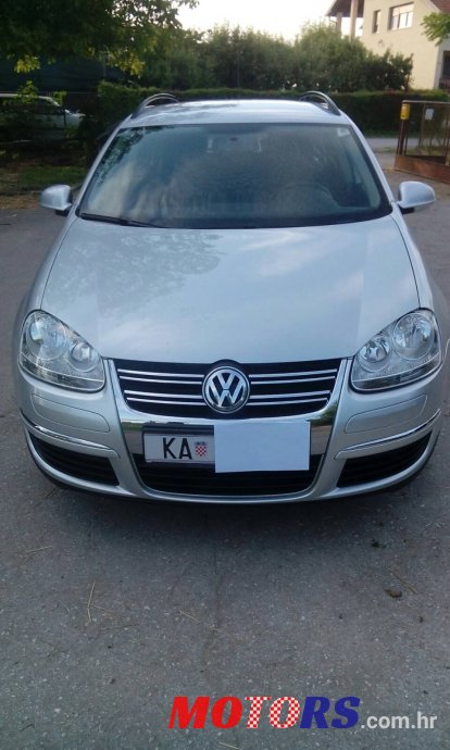 2008' Volkswagen Golf Variant photo #1