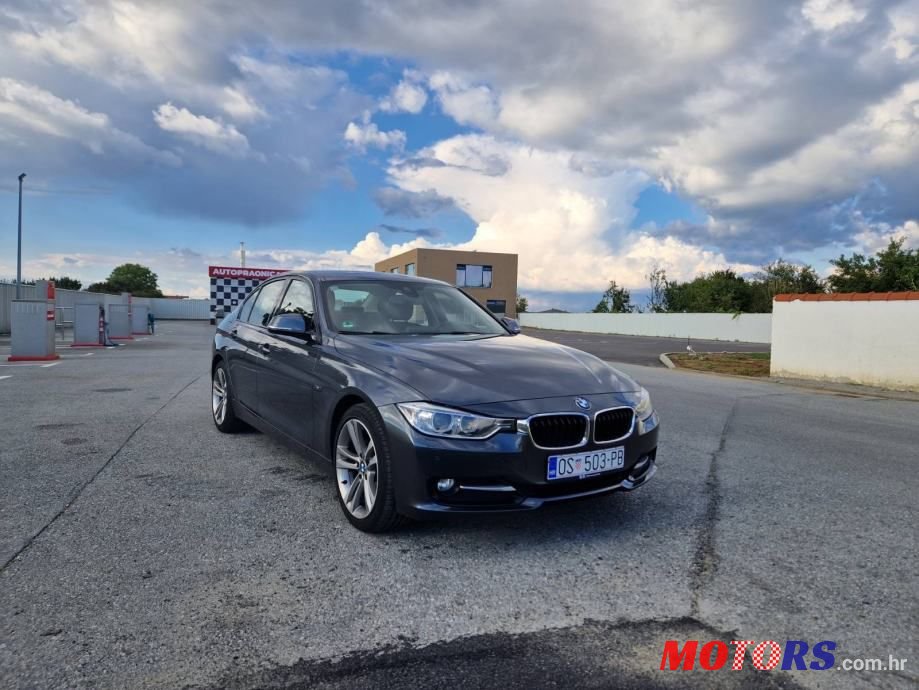 2012' BMW Serija 3 320D photo #4