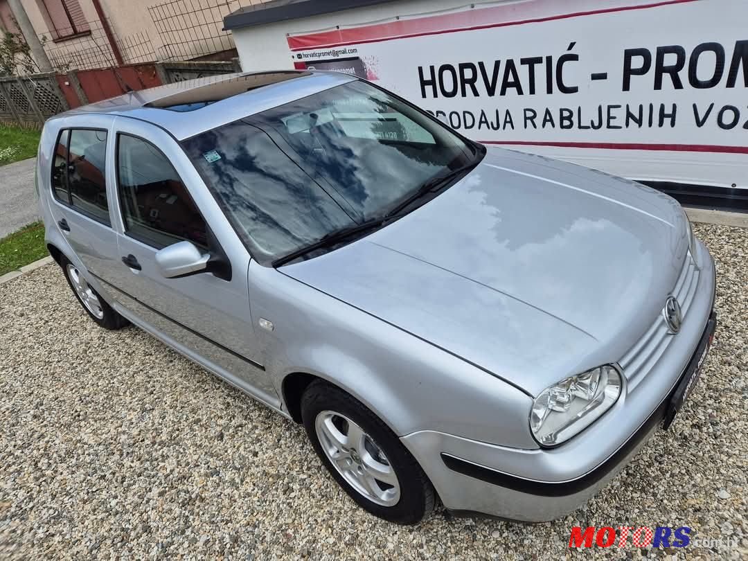 2002' Volkswagen Golf IV 1,4 photo #2