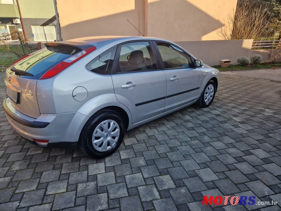 2007' Ford Focus 1.6 Tdci photo #2