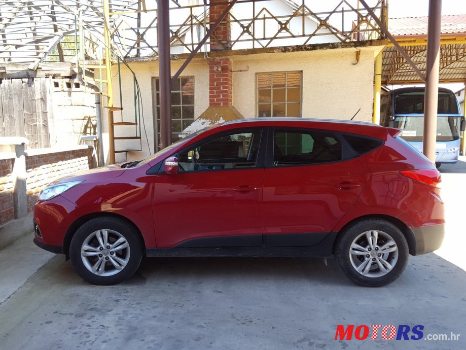 2013' Hyundai ix35 photo #1