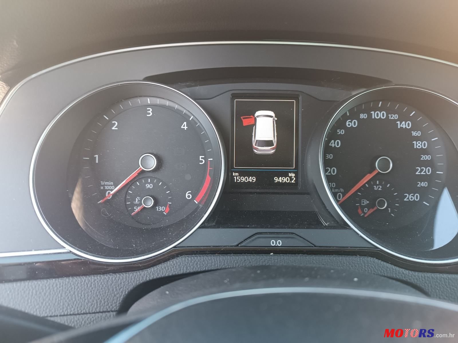 2019' Volkswagen Passat Variant photo #1