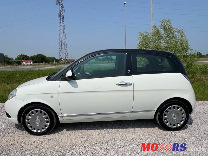 2011' Lancia Y 1,2 8V photo #2