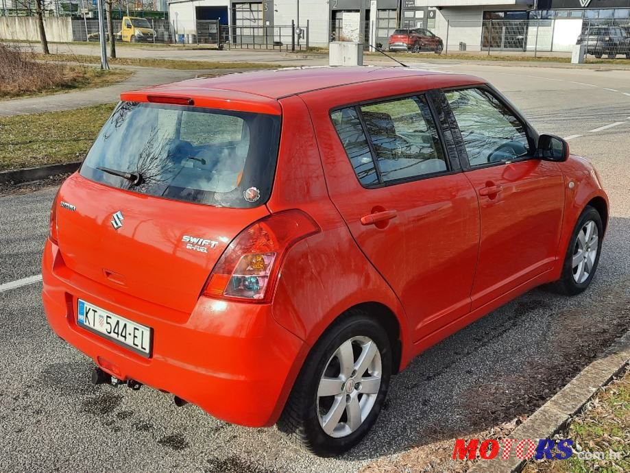 2010' Suzuki Swift 1,3 Glx photo #2