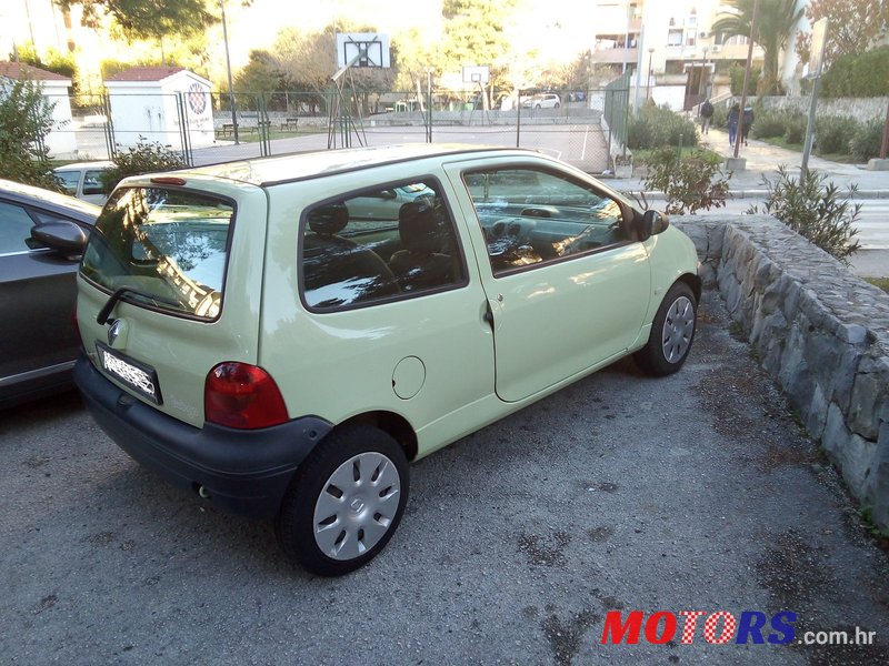 2006' Renault Twingo photo #3