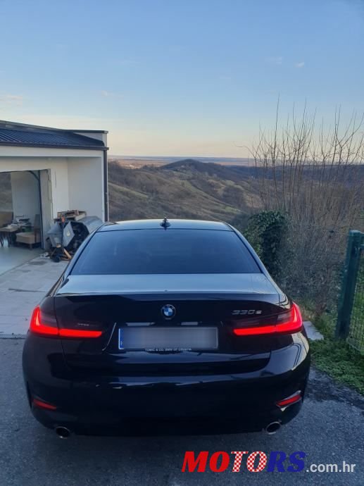 2020' BMW Serija 3 330E photo #6