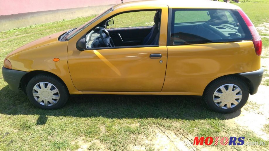1998' Fiat Punto photo #1
