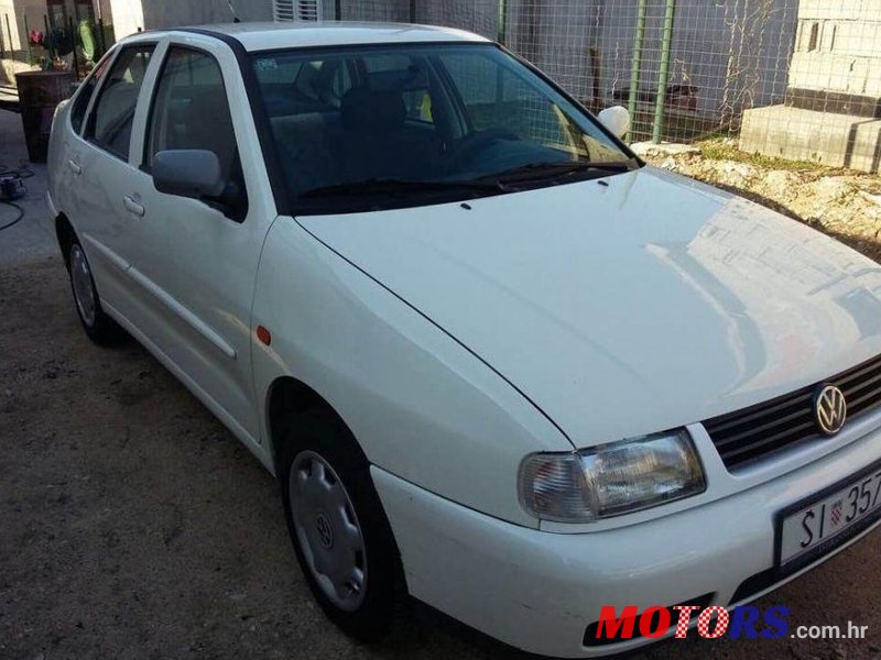 1998' Volkswagen Polo Classic Classic 1,4 photo #1