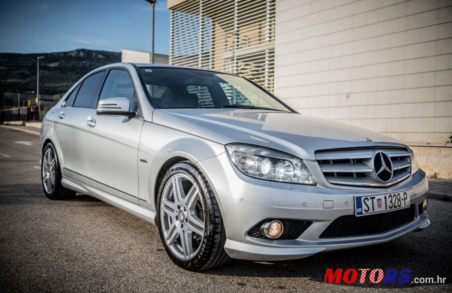 2010' Mercedes-Benz C-Klasa 200 Cdi photo #1