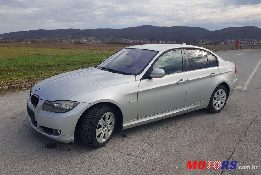 2010' BMW Serija 3 318D photo #2