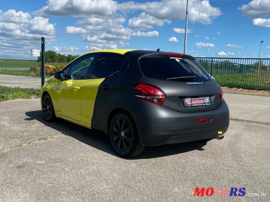 2016' Peugeot 208 photo #4