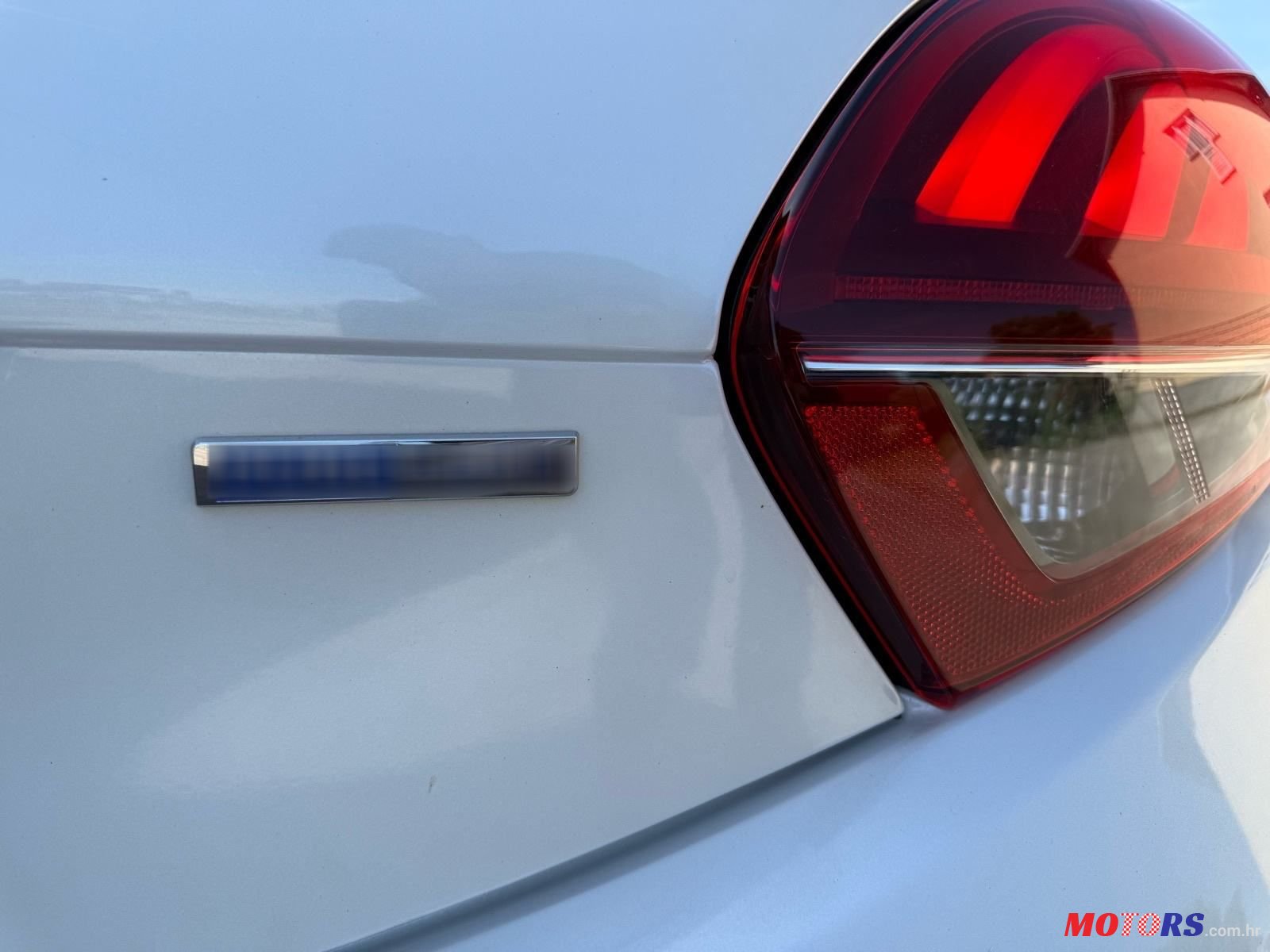 2016' Peugeot 208 1,2 photo #4