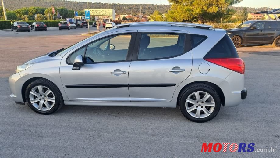 2008' Peugeot 207 Sw photo #4