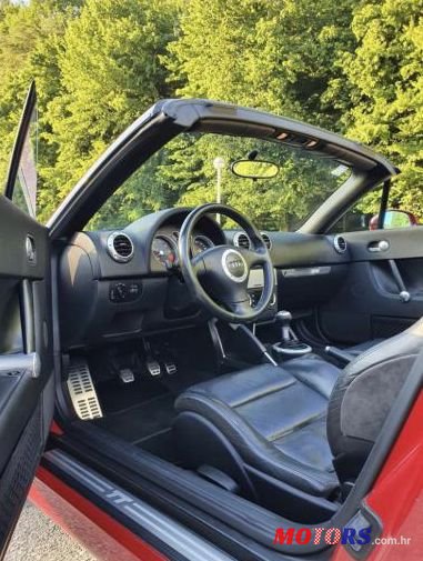 2003' Audi TT 1,8 T photo #1