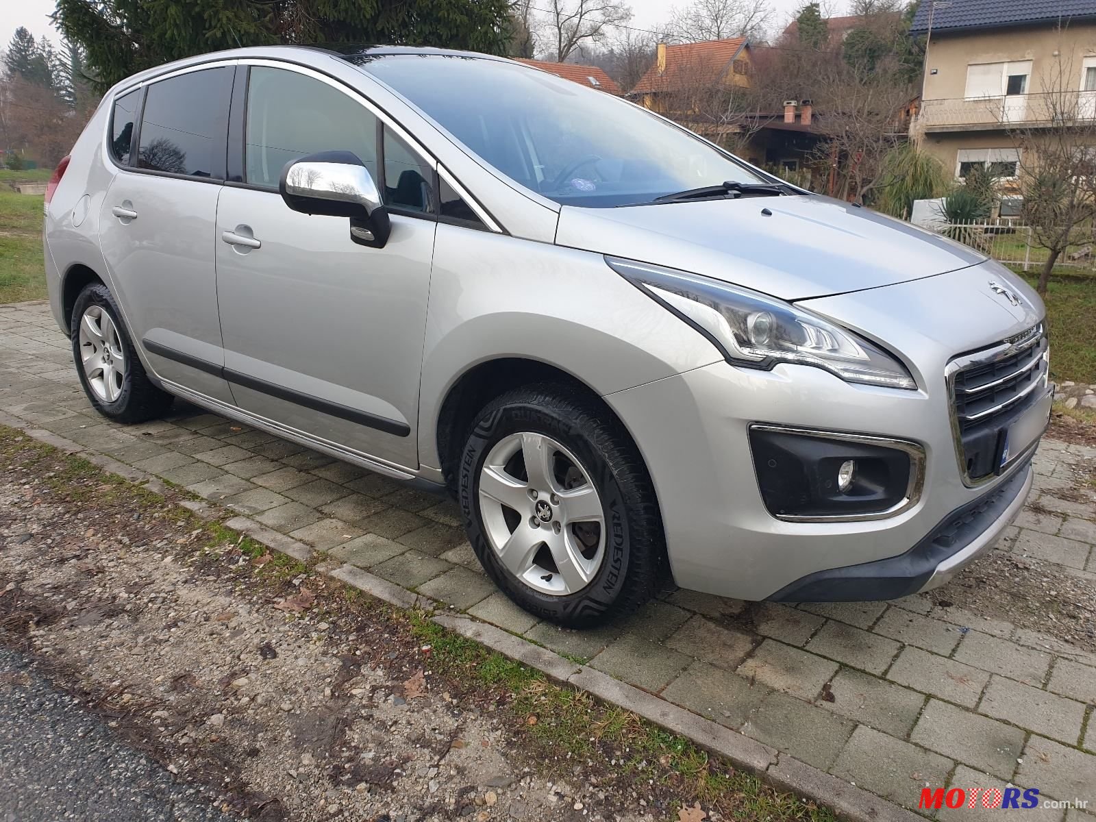 2016' Peugeot 3008 1.2 photo #1