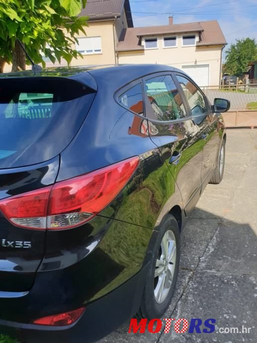 2011' Hyundai ix35 1,6 Gdi photo #3